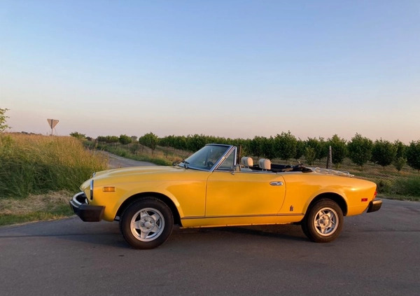 Fiat 124 Spider cena 115000 przebieg: 1, rok produkcji 1979 z Łaziska Górne małe 11